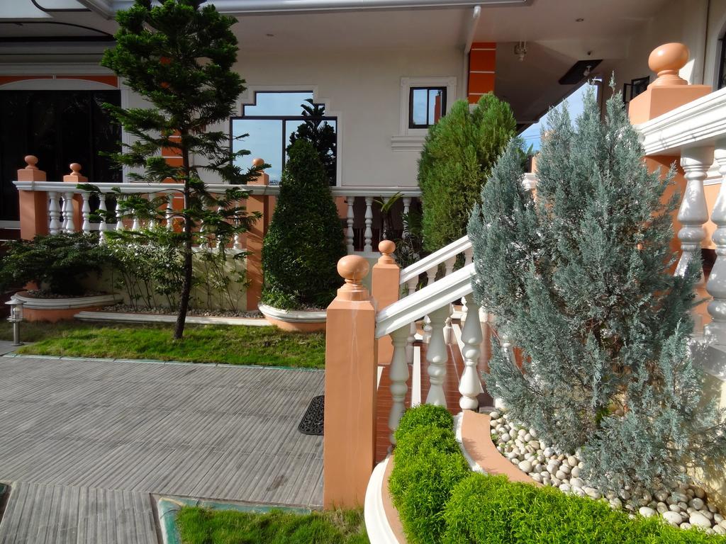 The Executive Villa Inn & Suites Davao Ngoại thất bức ảnh