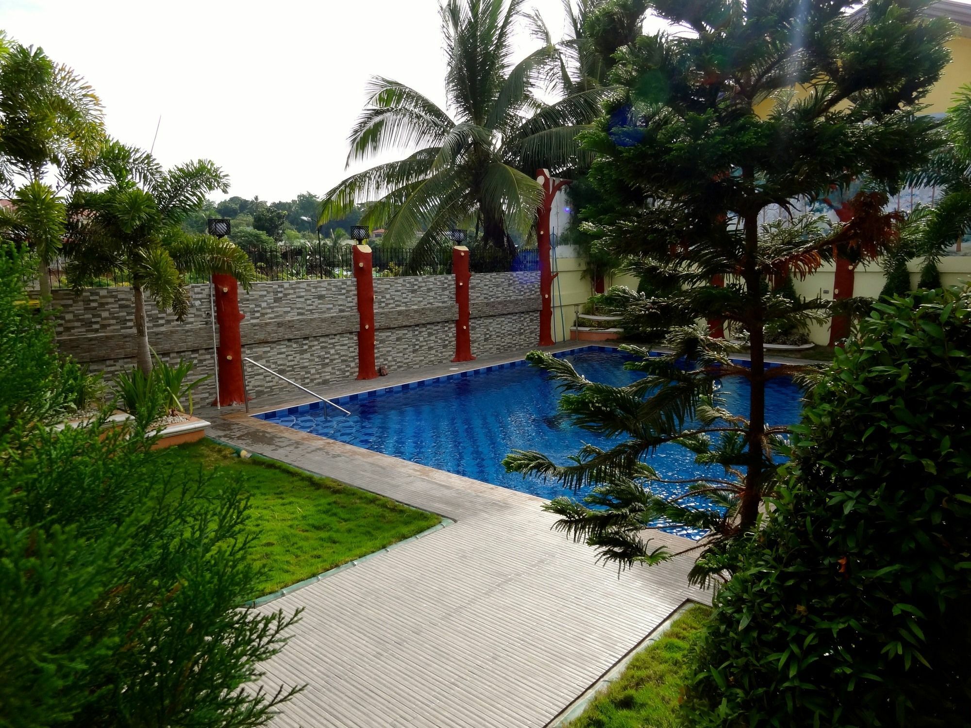 The Executive Villa Inn & Suites Davao Ngoại thất bức ảnh